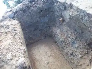 Level Septic Tank Pit